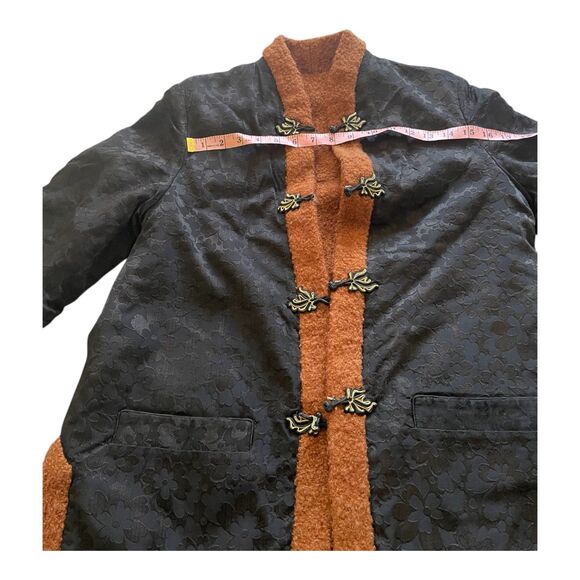 Vintage Handmade Black Jacquard Tang Style Jacket Sherpa Lining Frog Closure S/M - Picture 10 of 11